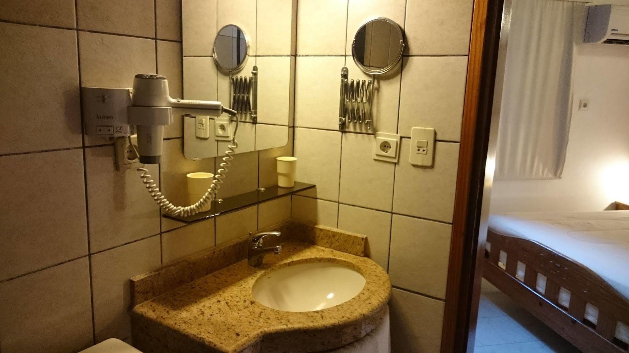 Apart Hotel Porta Westfalica Асунсьон Экстерьер фото